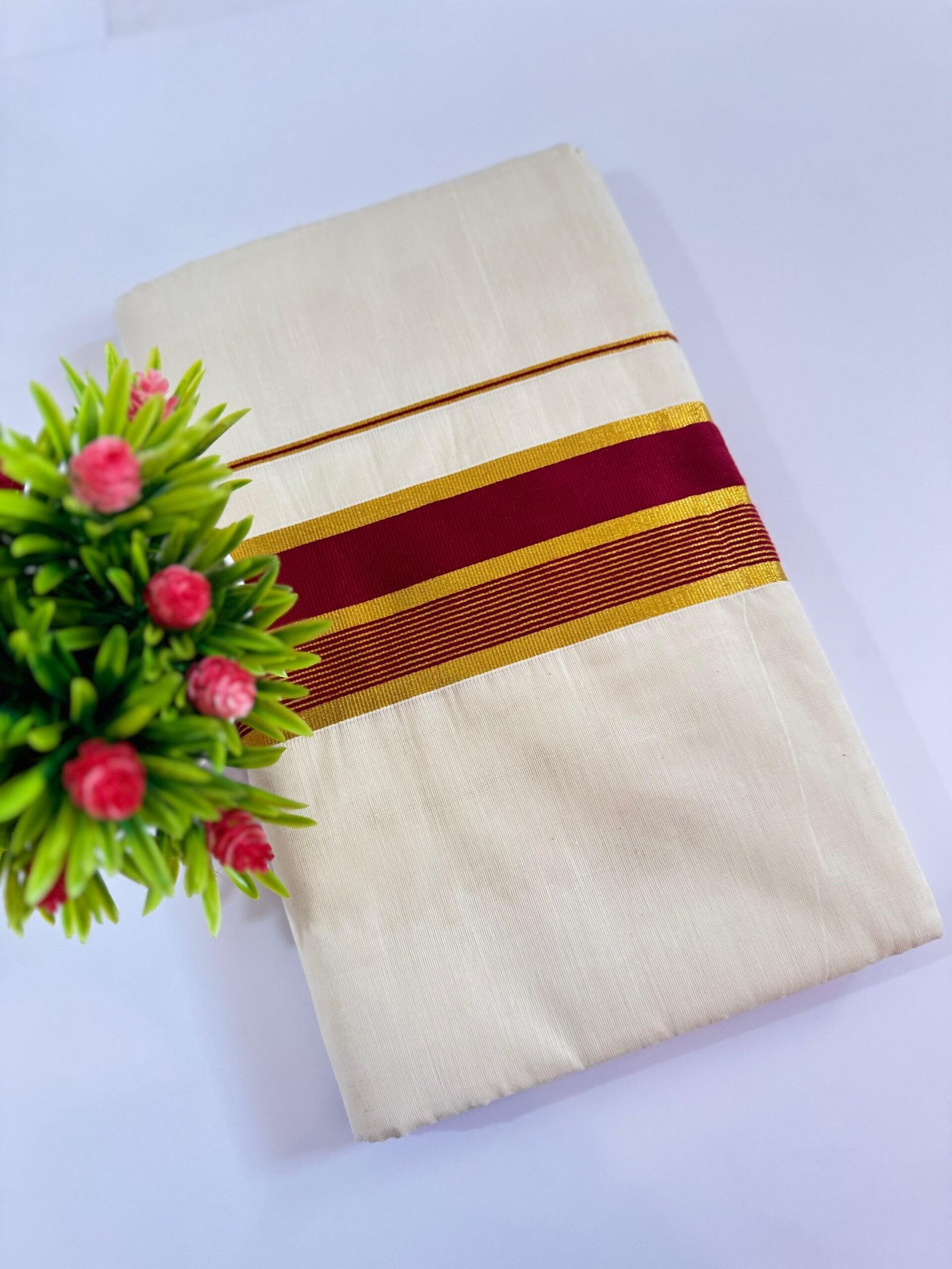SF001A A Kerala Handloom saree - Image 1