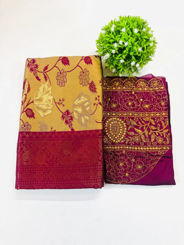 Amurtha Saree with Blouse - Image 2
